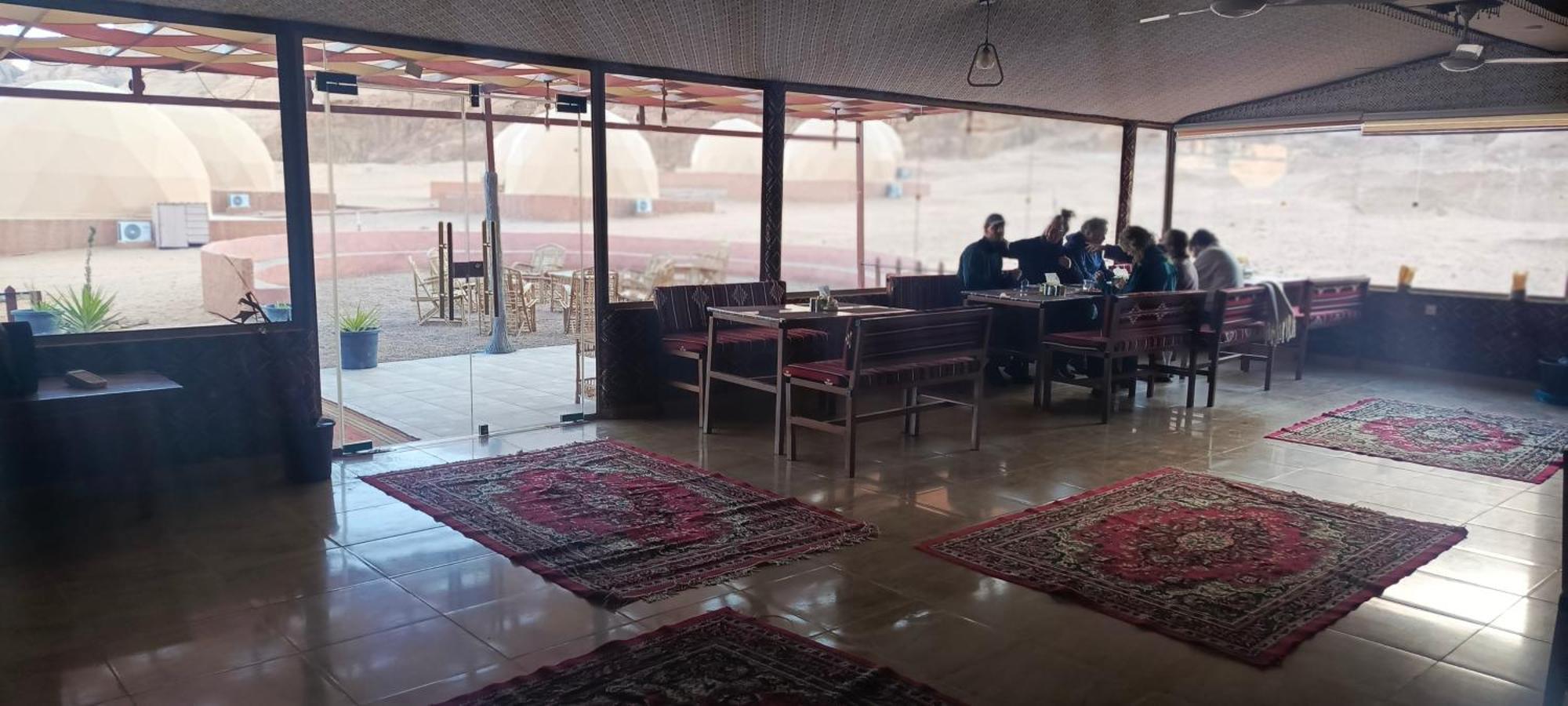 Wadi Rum Aviva Camp ภายนอก รูปภาพ